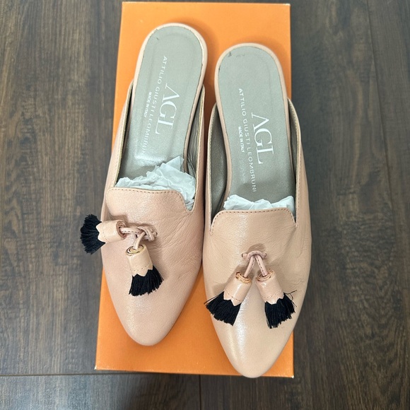 AGL Attilio Giusti Leobruni BLUSH LEATHER OPEN BACK POINTED TOE Tassels Flats - Picture 4 of 10